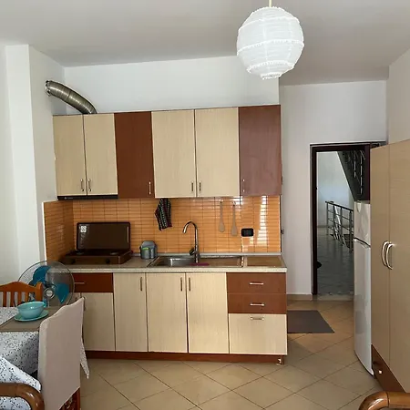 Kristian דירה Vlorë